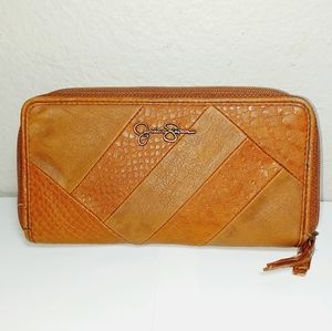 Jessica Simpson beige wallet